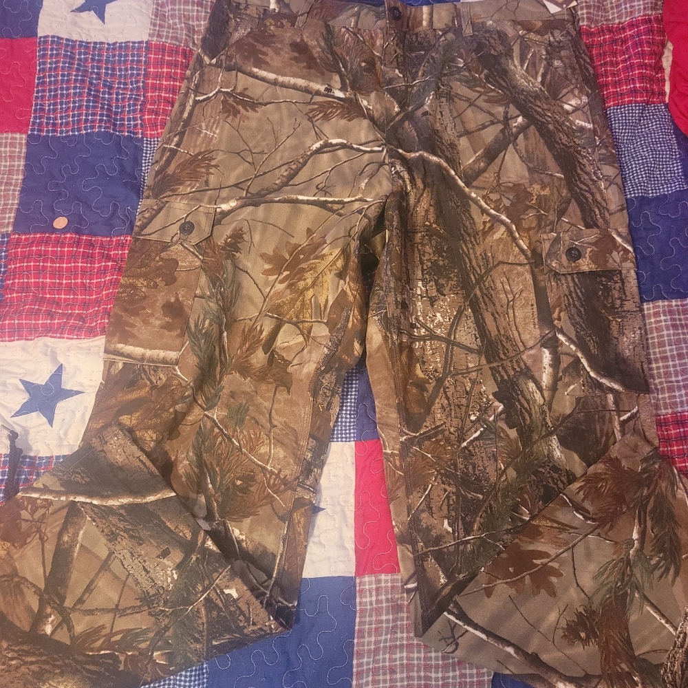 Men camo pant sz LG